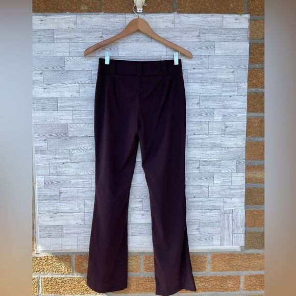 Dolce & Gabbana
Virgin wool 2 piece pant suit size 28/42 usa 6 - Picture 16 of 17